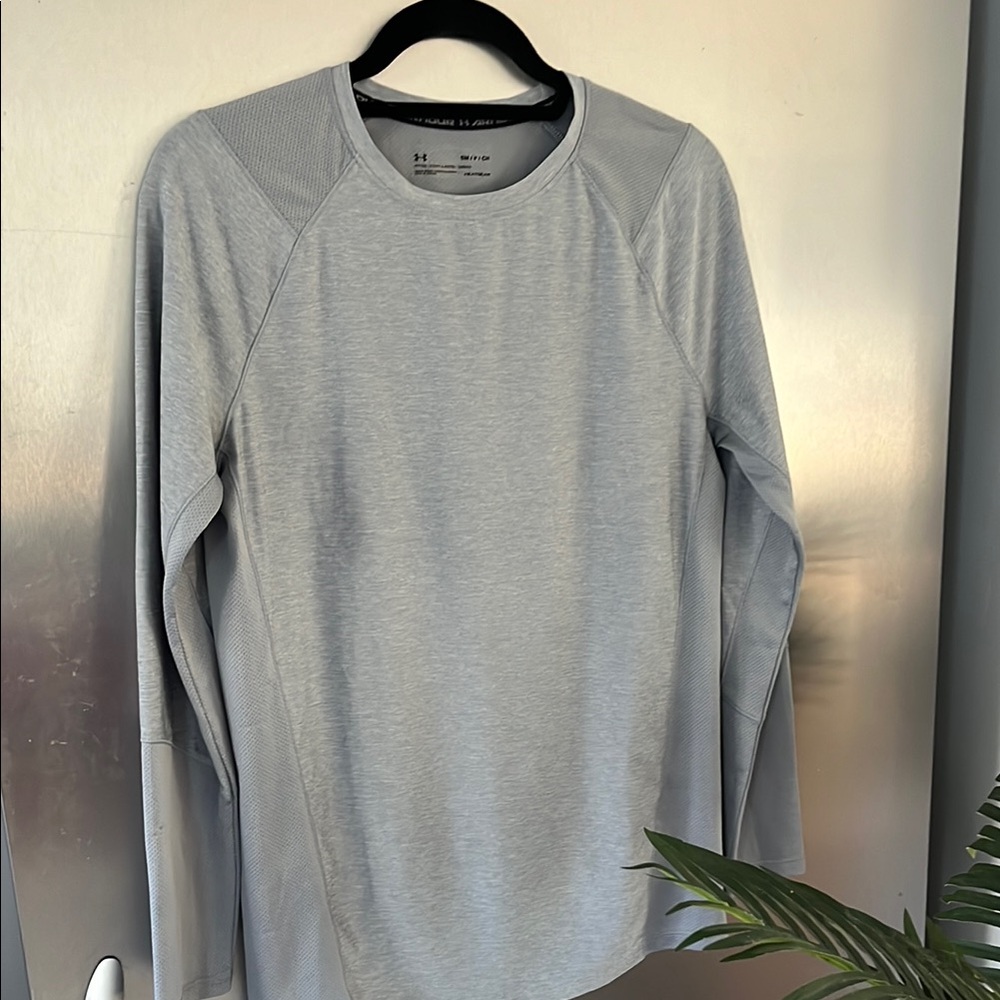 Under Armour Light Gray Performance Tee